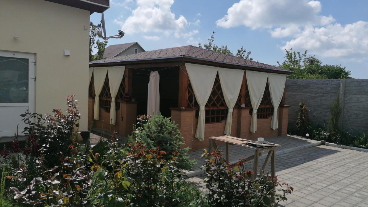 Гостевой Дом ,Breeze Chornomorsk Buitenkant foto